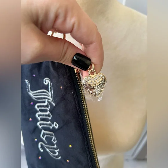 Juicy Couture Black Clutch with Gold Chain - Picture 4 of 5